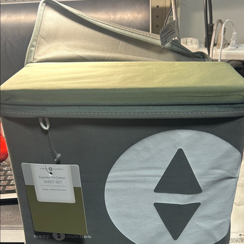 NWT Sleep Number FULL SIZE Olive Green Sheet Set